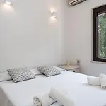 Lantana Villa *